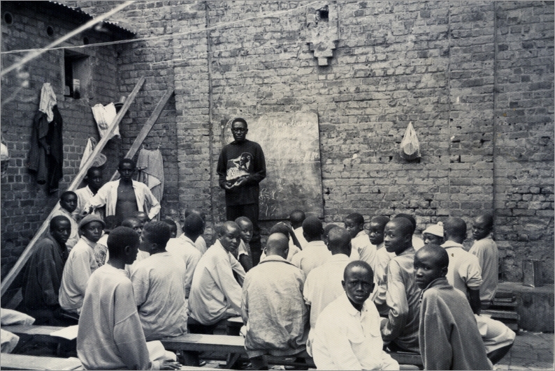 Minors attending a class in Kigali Central Prison, 1995 © Ladislas Niyongira 
